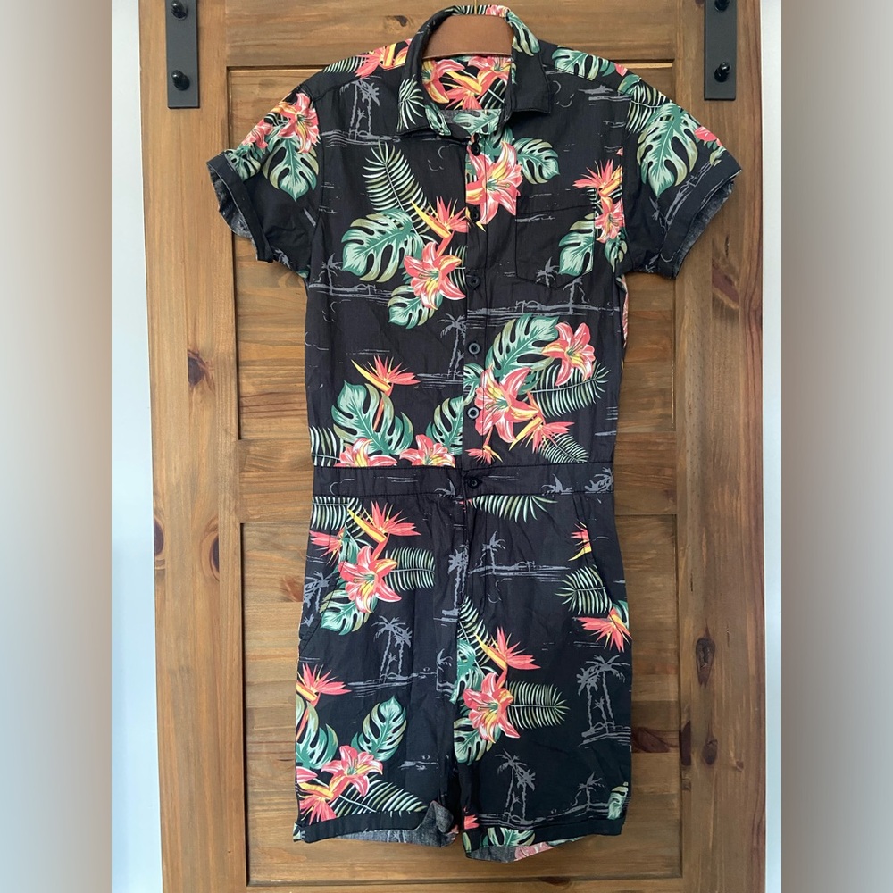 Hawaiian Men’s Jumpsuit Summer Outfit SIZE small